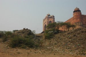 Garbage outside Fathehpur Sikri