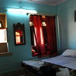 Jaisalmer hotel room